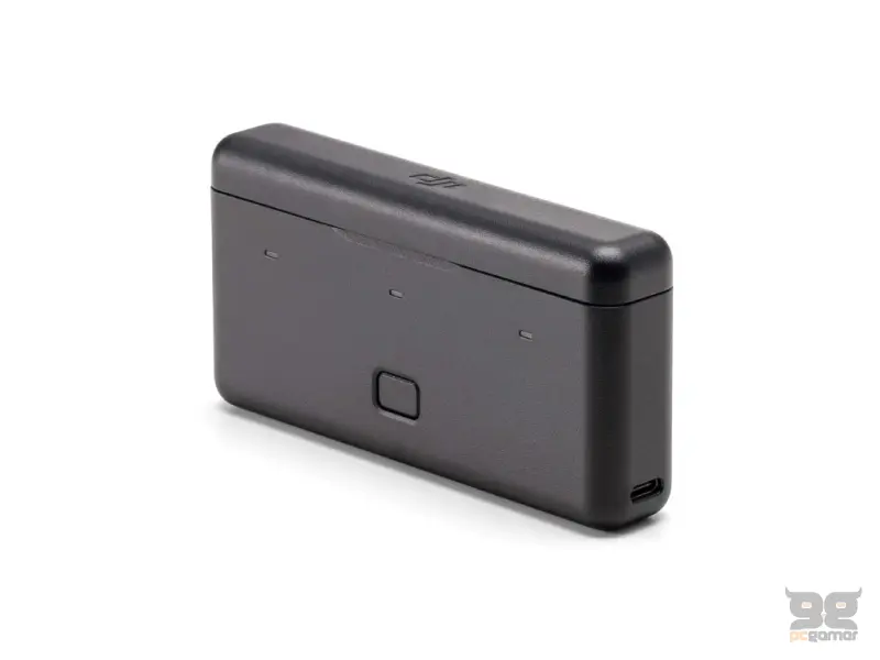 DJI Osmo Action 3 Multifunctional Battery Case - Intelligently fast charges 3 batteries, OA4, OA3