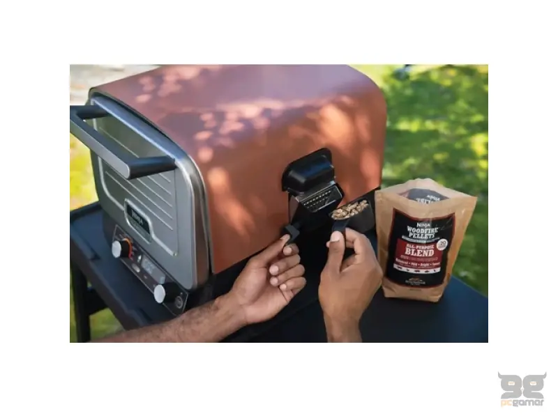 Ninja Woodfire 8-in-1 Electric Outdoor Pizza Oven