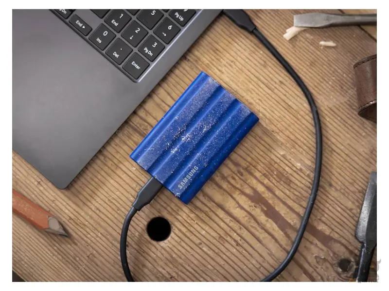 SAMSUNG Portable T7 Shield 2TB bež eksterni SSD MU-PE2T0K 