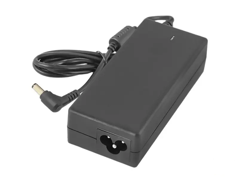XRT EUROPOWER AC adapter za Acer laptop 90W 19V 4.74A XRT90-190-4740ACB 