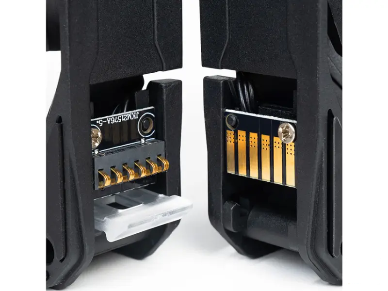 CHIEFTEC Iceberg 240 DARK CLC-240-BLK vodeno hlađenje 