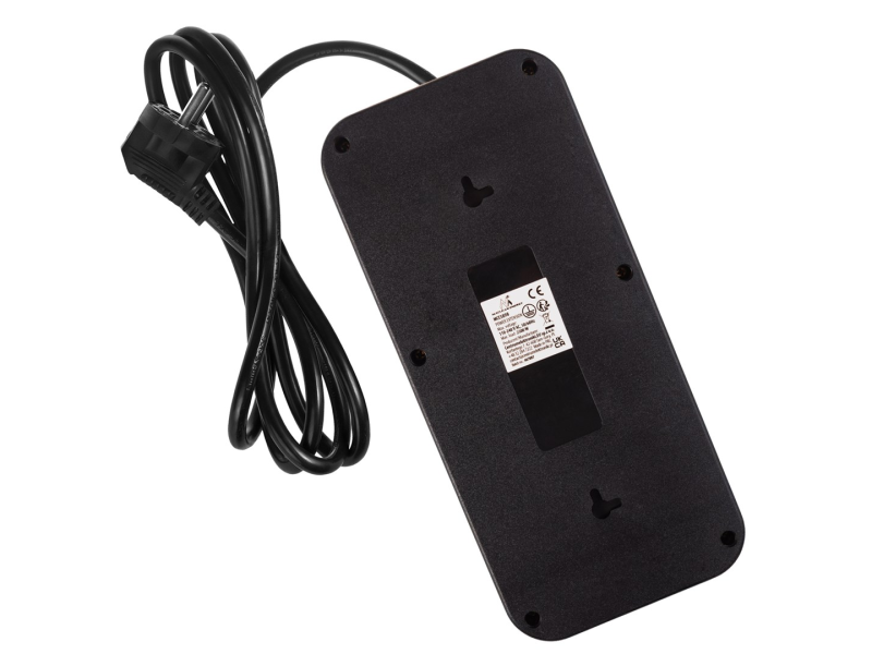 MACLEAN 6 GNIAZD 4XUSB MCE389