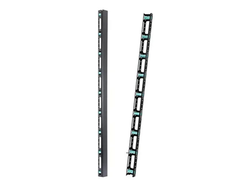 MAXPRO LINE Vertikalni panel ranzirni, 42U, 94x70mm, par