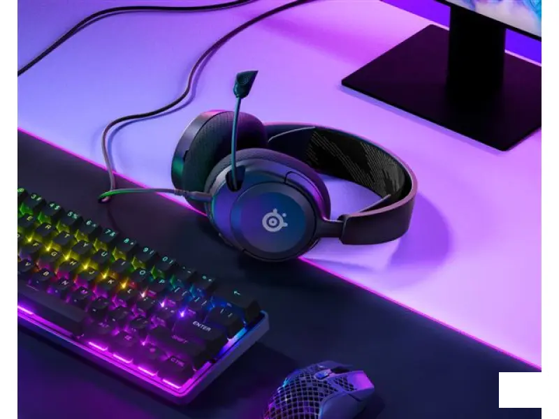 SteelSeries Arctis Nova 1