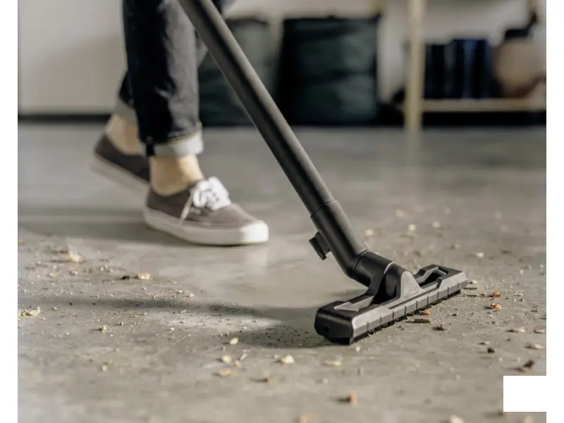 KARCHER KWD 2 (V-12/4/18) Usisivač za suvo i mokro usisavanje 
