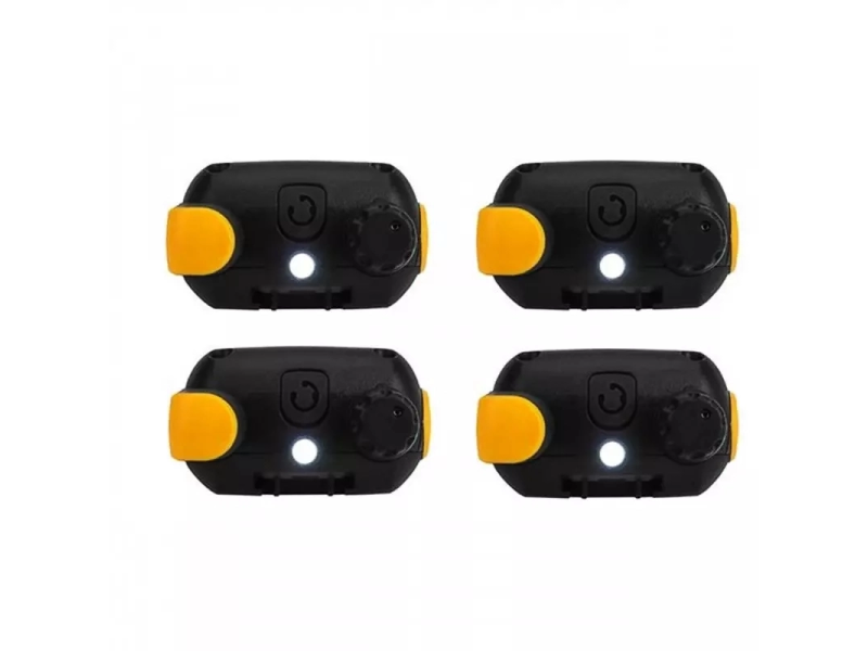 Motorola MOTO82Q Talkabout T82 Extreme Quad Pack