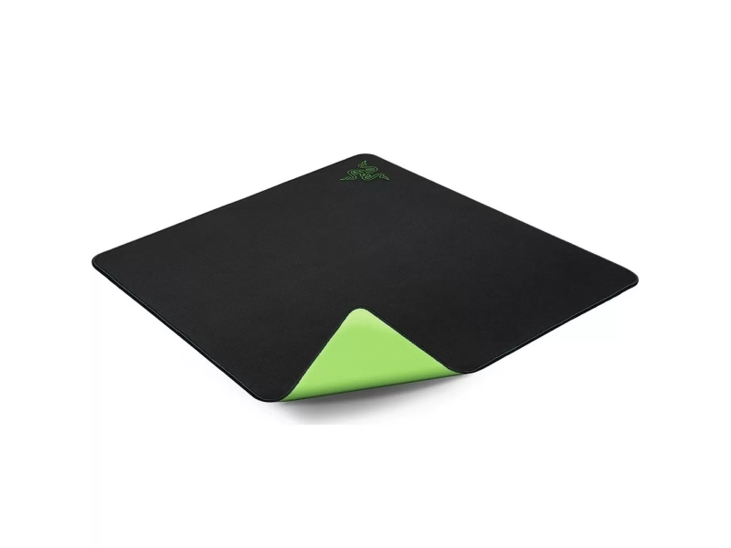 Razer Gigantus RZ02-01830200-R3M1