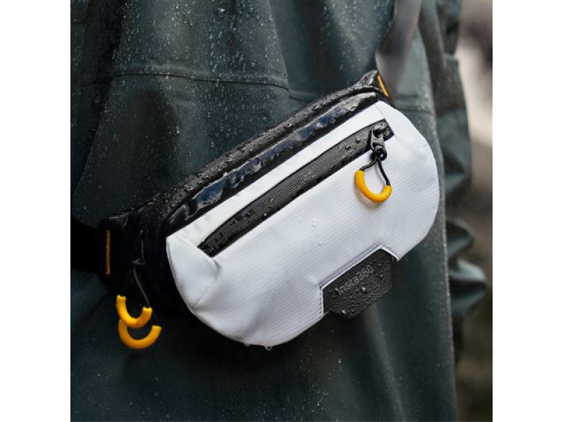 Insta360 Everyday Crossbody Bag (White)
