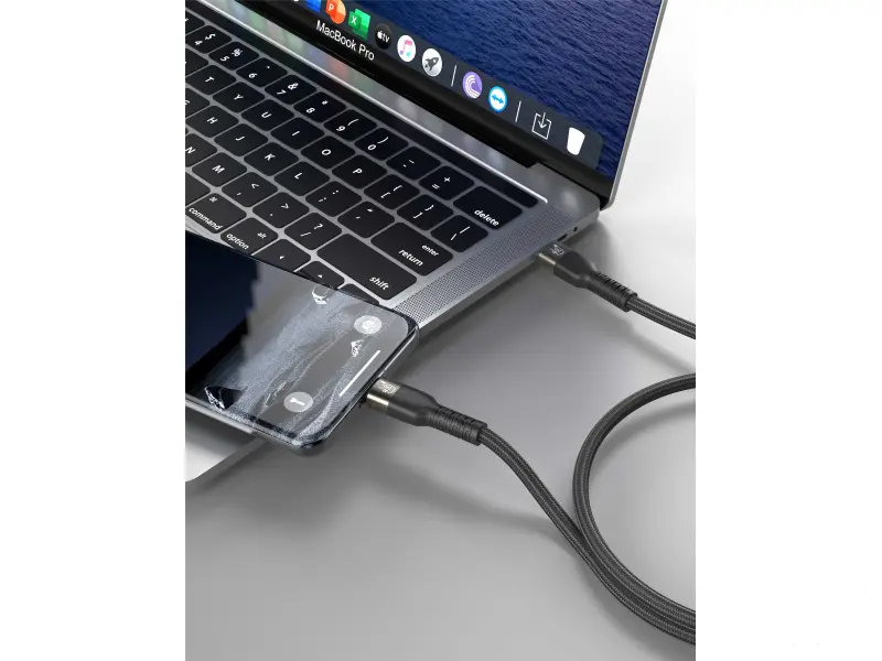 Swissten Kabl Data Video USB-C 4.0 – 240W, 40Gbps, 8K 60Hz, 1.5m Black