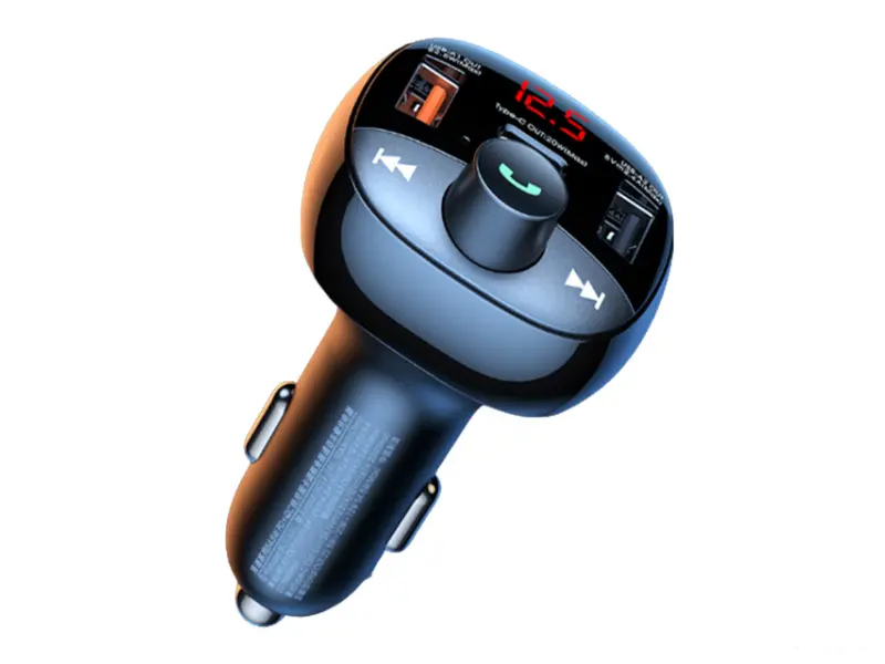REMAX Auto punjač i FM Transmiter RCC-331 54.5W crni 