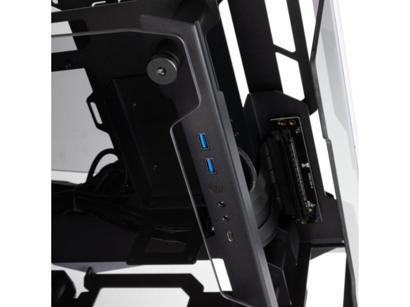 ANTEC Striker kućište