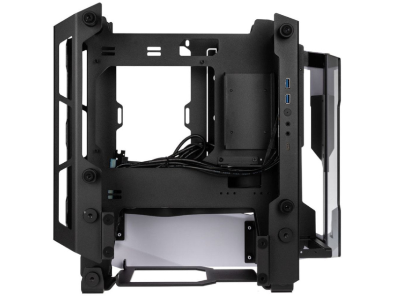 ANTEC Striker kućište