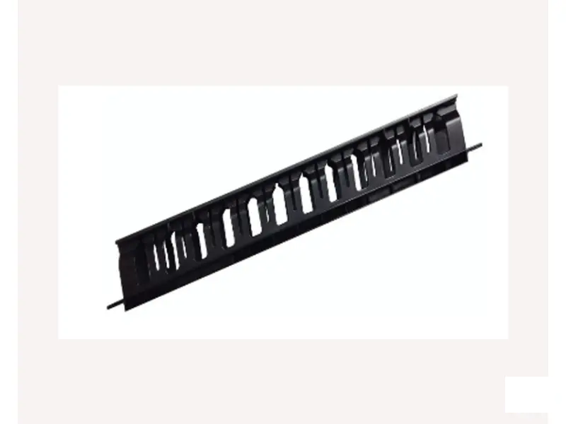 MAXPRO LINE Panel ranžirni 19 inča, kanalica, plastični, 1U 